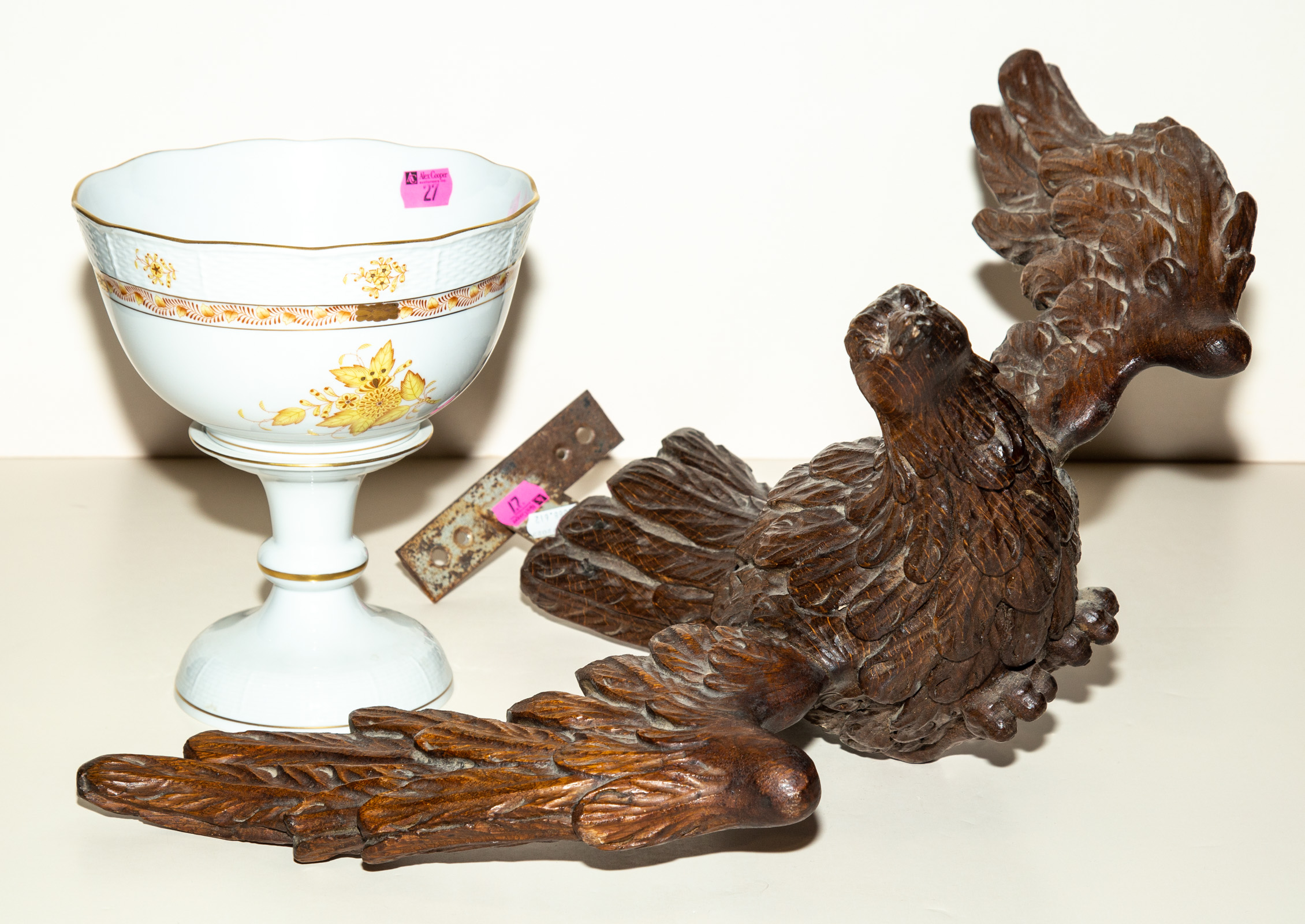 BLACK FOREST CARVED BIRD & HEREND