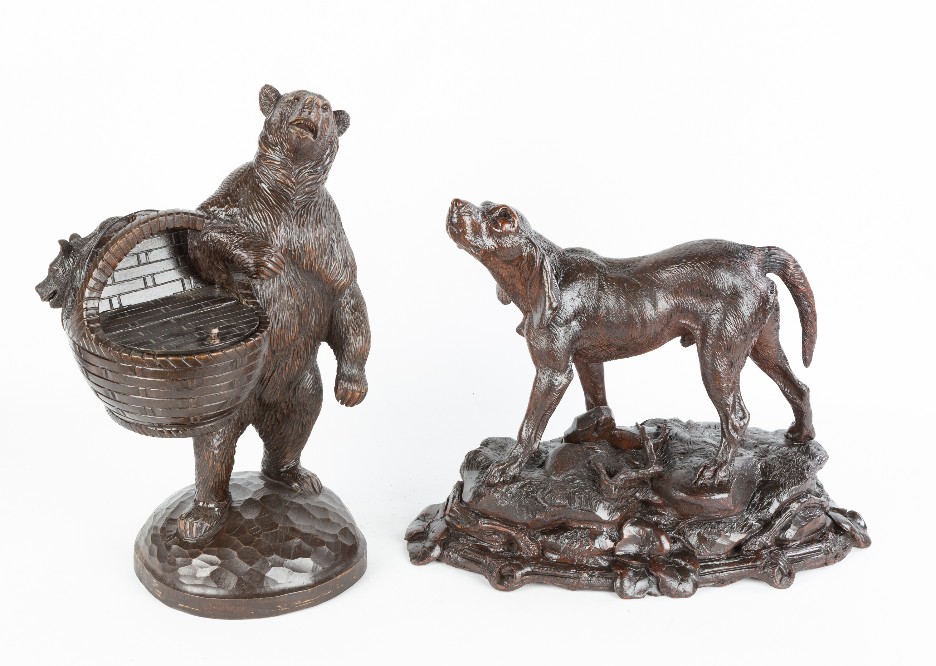 BLACK FOREST CARVED WOOD BEAR AND