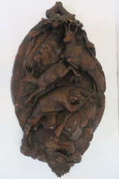 BLACK FOREST CARVED WOODEN PLA