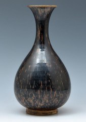 BLACK GLAZED 'PARTRIDGE FEATHE