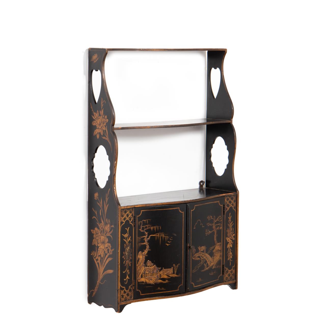 BLACK JAPANNED CHINOISERIE WALL