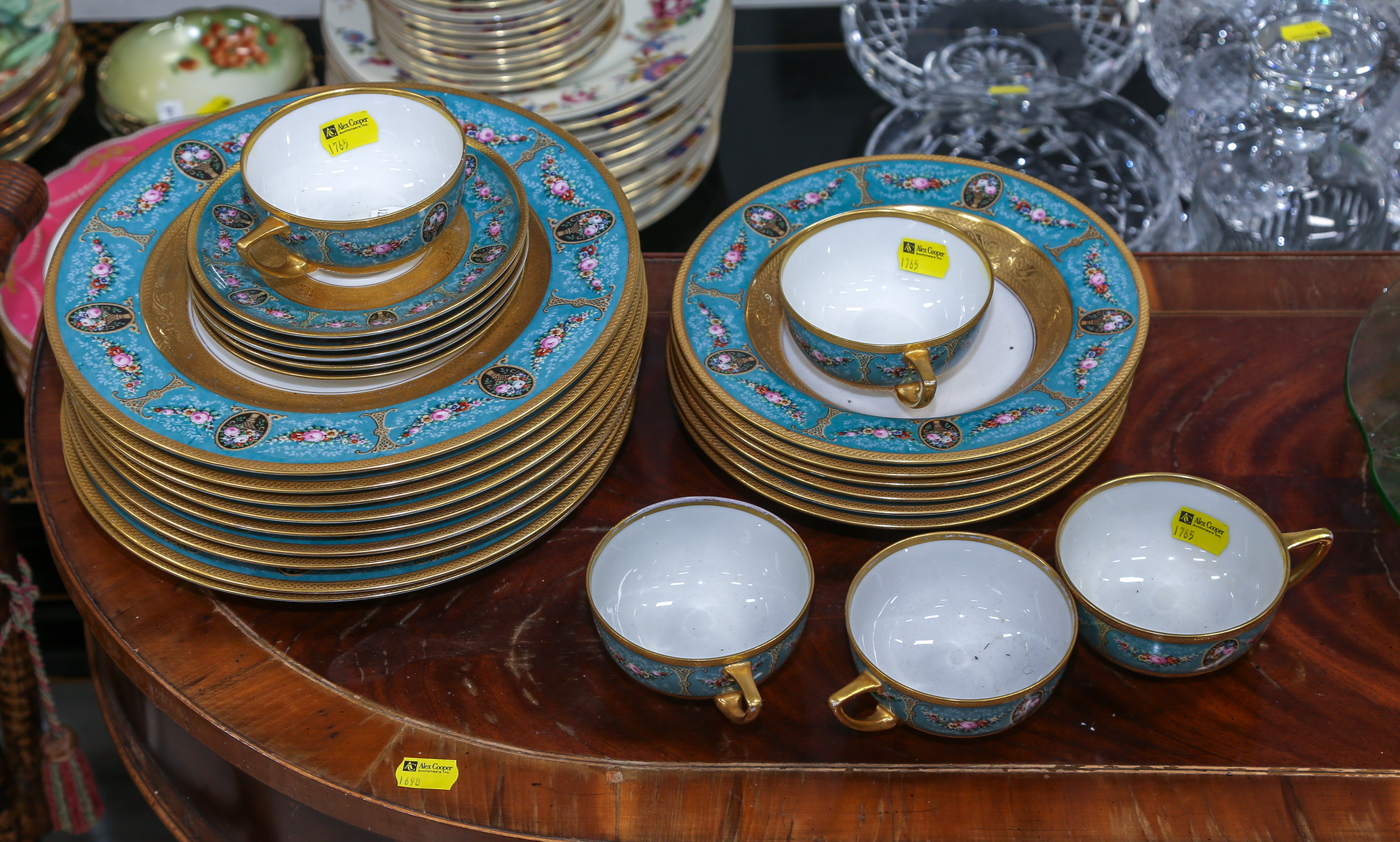 BLACK KNIGHT PARTIAL DINNER SERVICE
