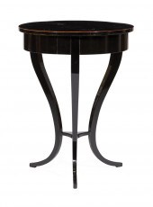 BLACK LACQUERED WOOD SIDE TABL