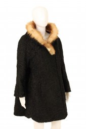 BLACK LAMBS WOOL & RED FOX JAC