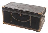 BLACK LEATHER-COVERED CAMPHORW