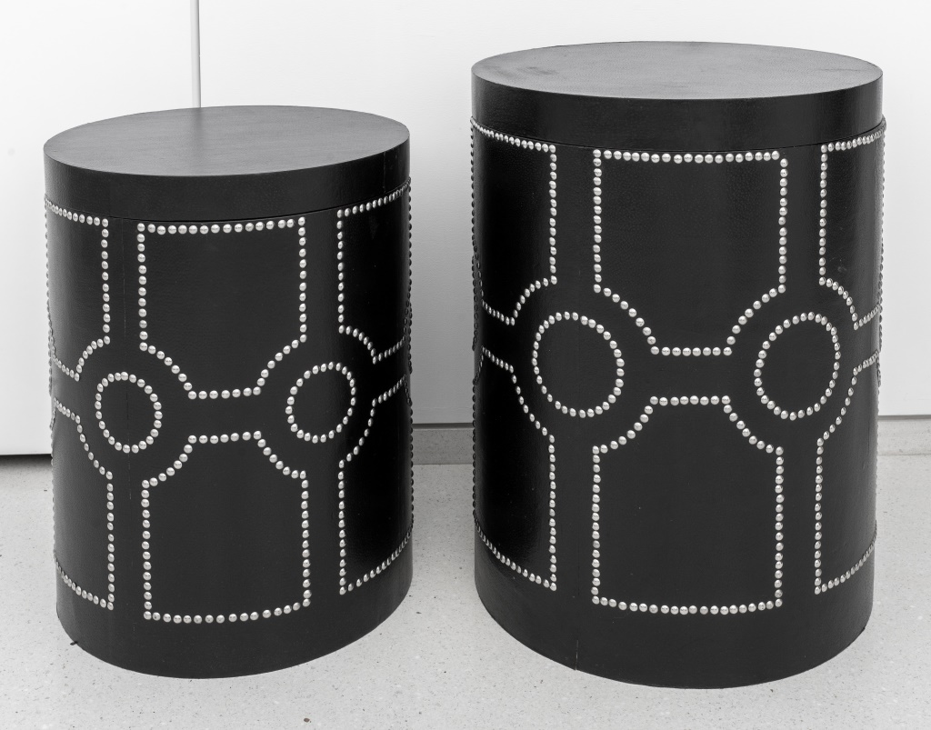 BLACK LEATHER NESTING END TABLE /