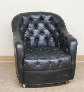 BLACK LEATHER TUFTED UPHOLSTER