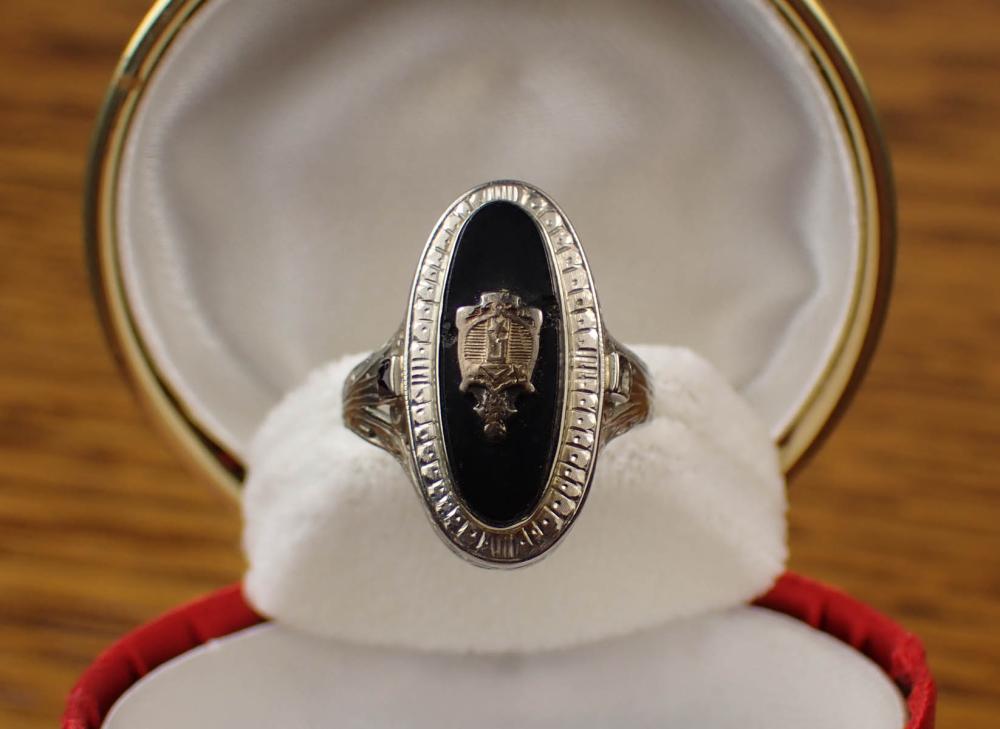 BLACK ONYX AND EIGHTEEN KARAT WHITE