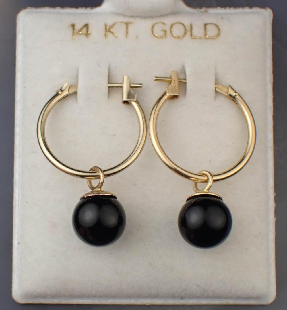 BLACK ONYX AND FOURTEEN KARAT
