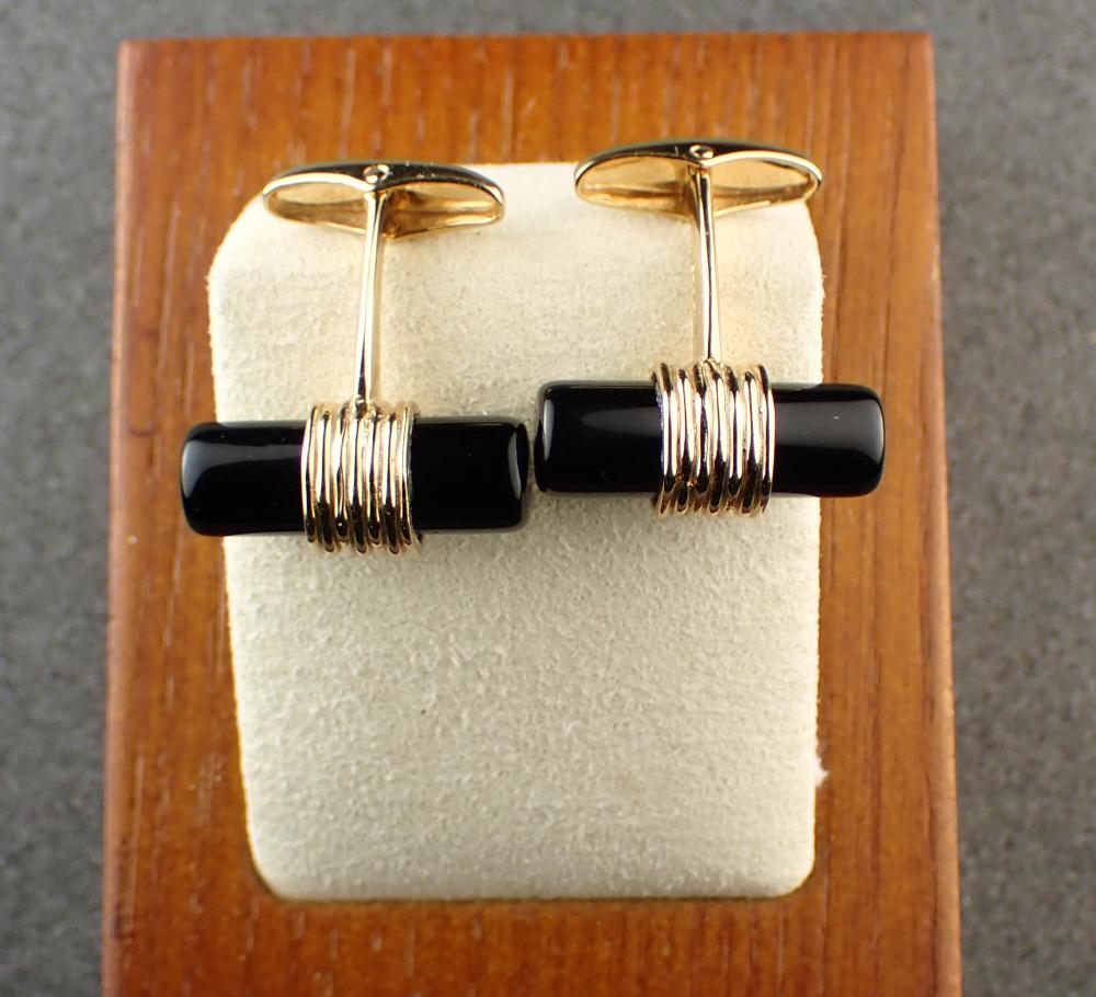 BLACK ONYX AND FOURTEEN KARAT