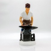 BLACKSMITH OF WILLIAMSBURG HN2