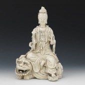 BLANC DE CHINE PORCELAIN FIGUR