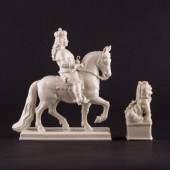 BLANC DE CHINE PORCELAIN FIGUR