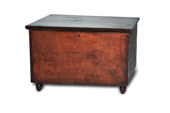 BLANKET CHEST. Curly maple sides