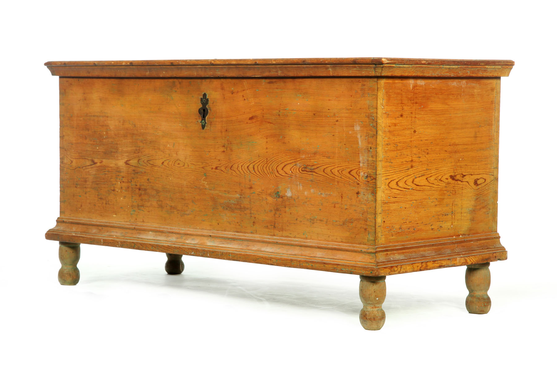 BLANKET CHEST.  Pennsylvania  early