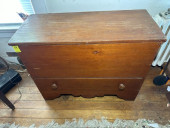 BLANKET CHEST, PINE, LIFT TOP,