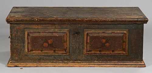 BLANKET CHEST WITH PAINT