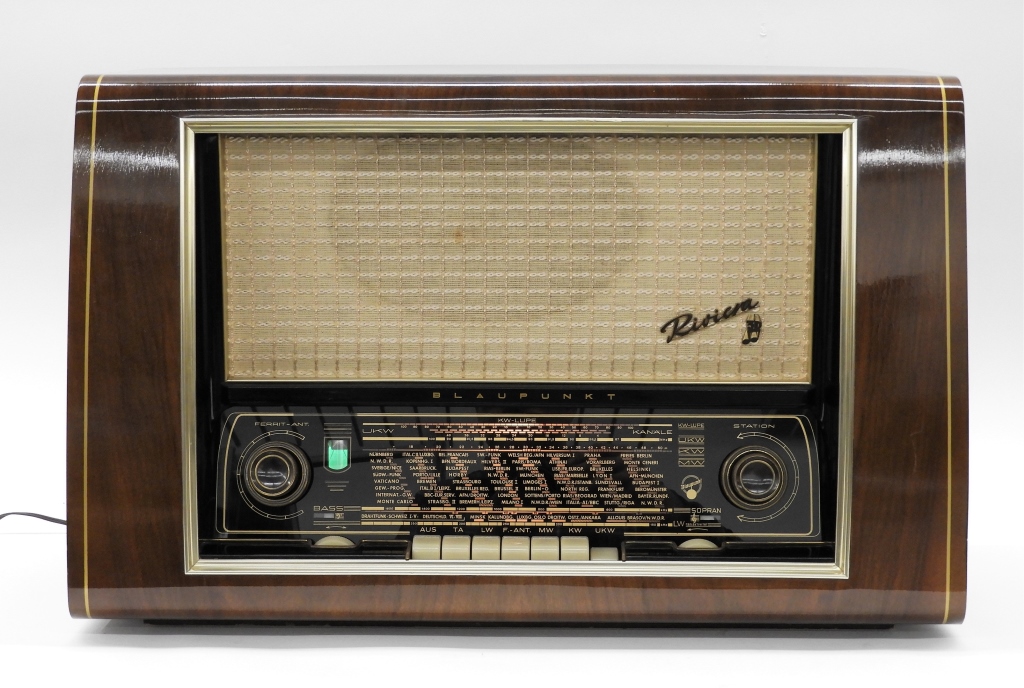 BLAUPUNKT RIVIERA 3D AM/FM ART DECO