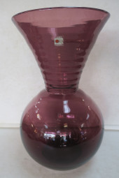 BLENKO, LARGE HAND BLOWN AMETH