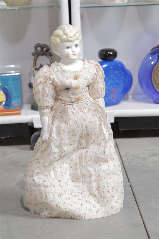 BLONDE CHINA HEAD DOLL. With