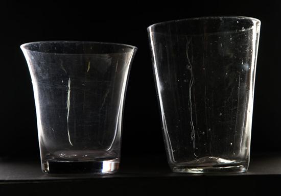 BLOWN GLASS FLIP AND VASE. 