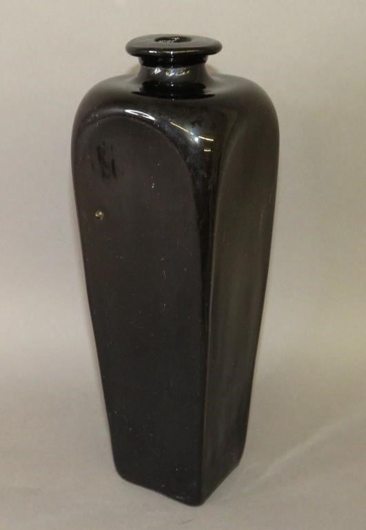 BLOWN OLIVE GREEN GLASS GIN