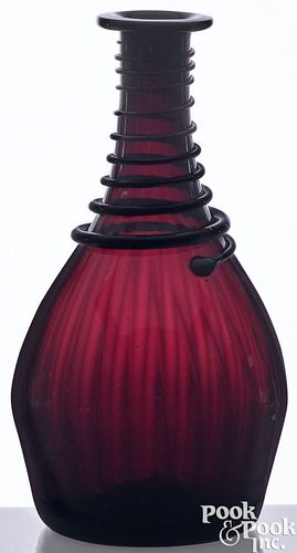 BLOWN PATTERN MOLDED DEEP
