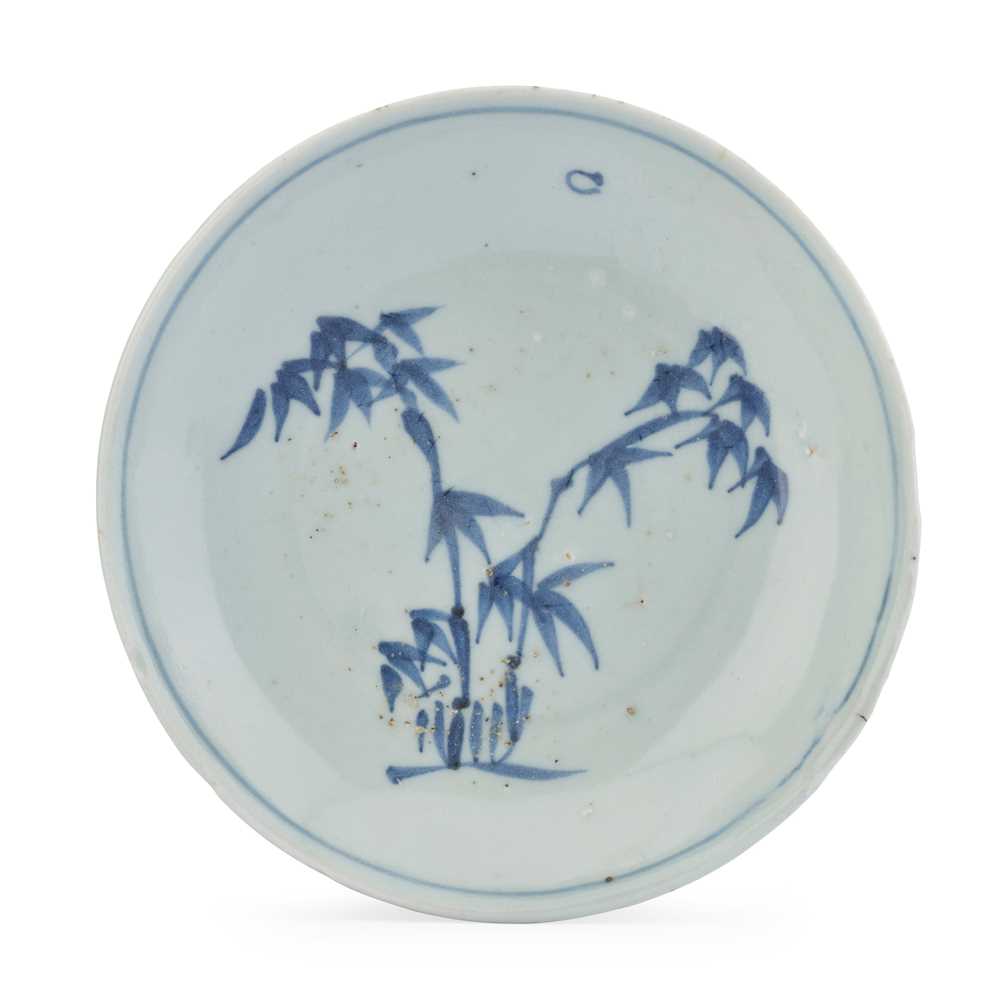 BLUE AND WHITE 'BAMBOO' DISH MING