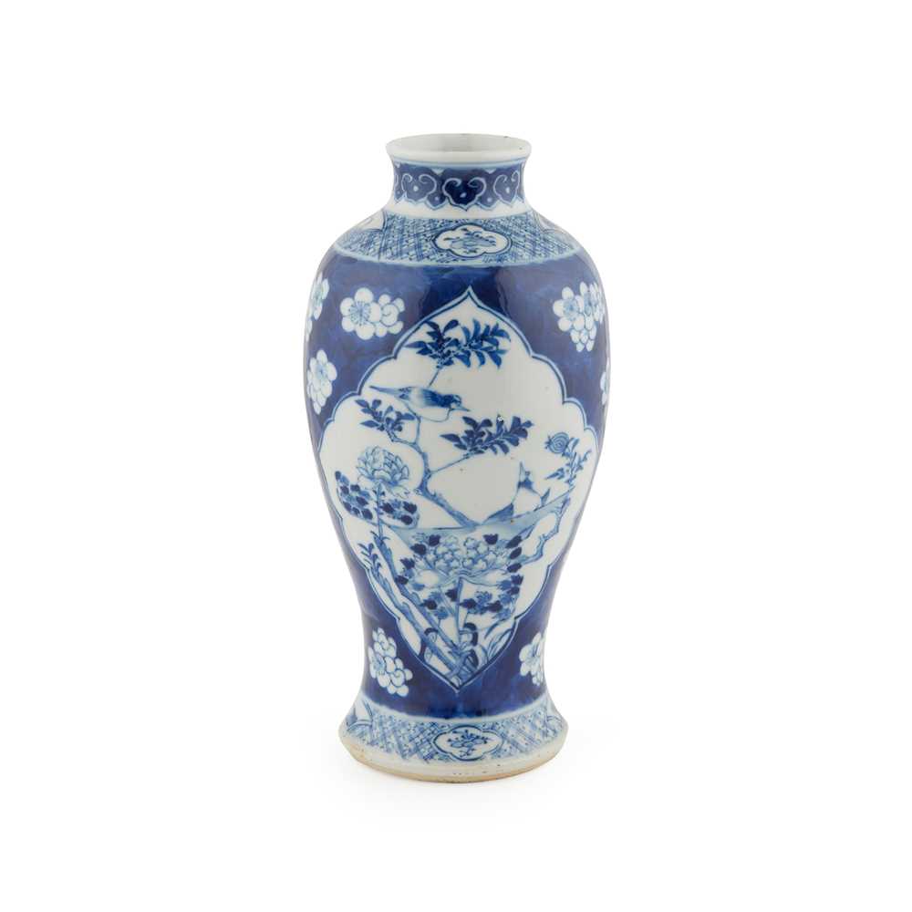 BLUE AND WHITE 'CRACKED ICE AND