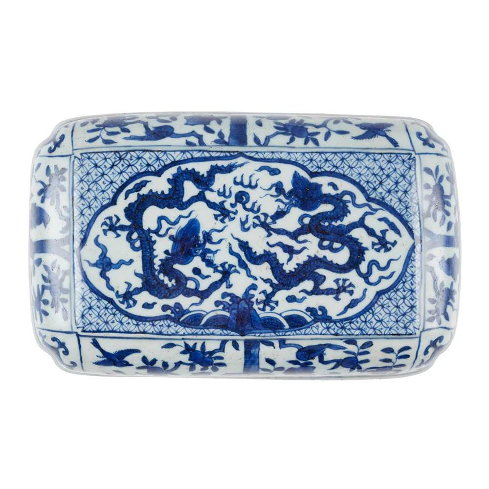 BLUE AND WHITE 'DRAGON' COVER
