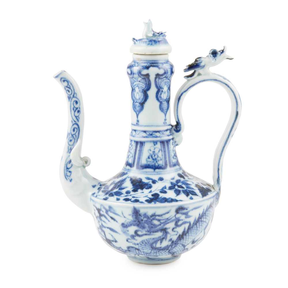 BLUE AND WHITE LIDDED 'DRAGON' WINE