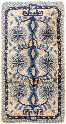 BLUE AND WHITE SCANDINAVIAN RYA RUG