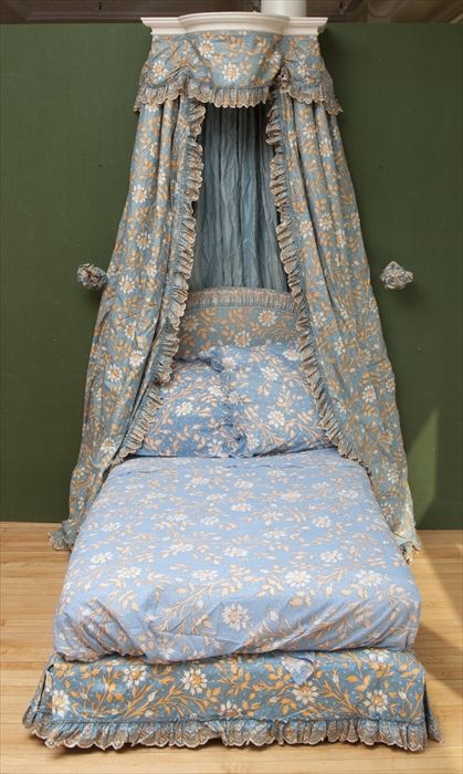 BLUE COTTON UPHOLSTERED BED WITH