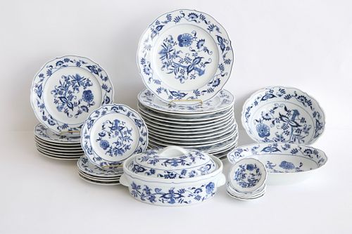 BLUE DANUBE CERAMIC DINNER