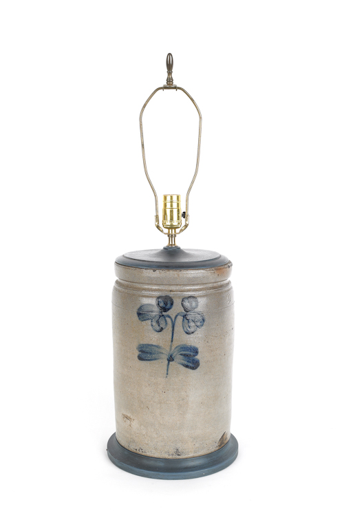 Blue decorated stoneware crock 19th
