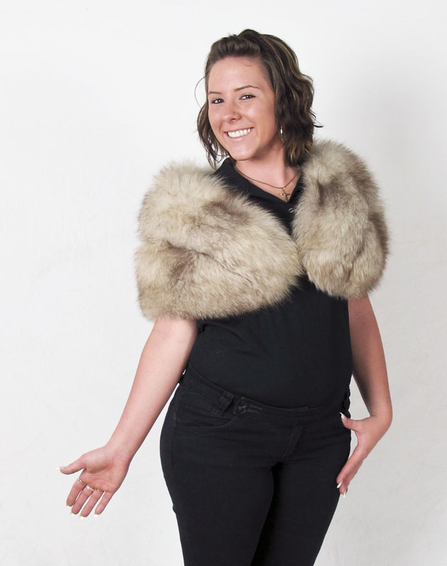 BLUE FOX FUR STOLE WRAP: Reynard NY
