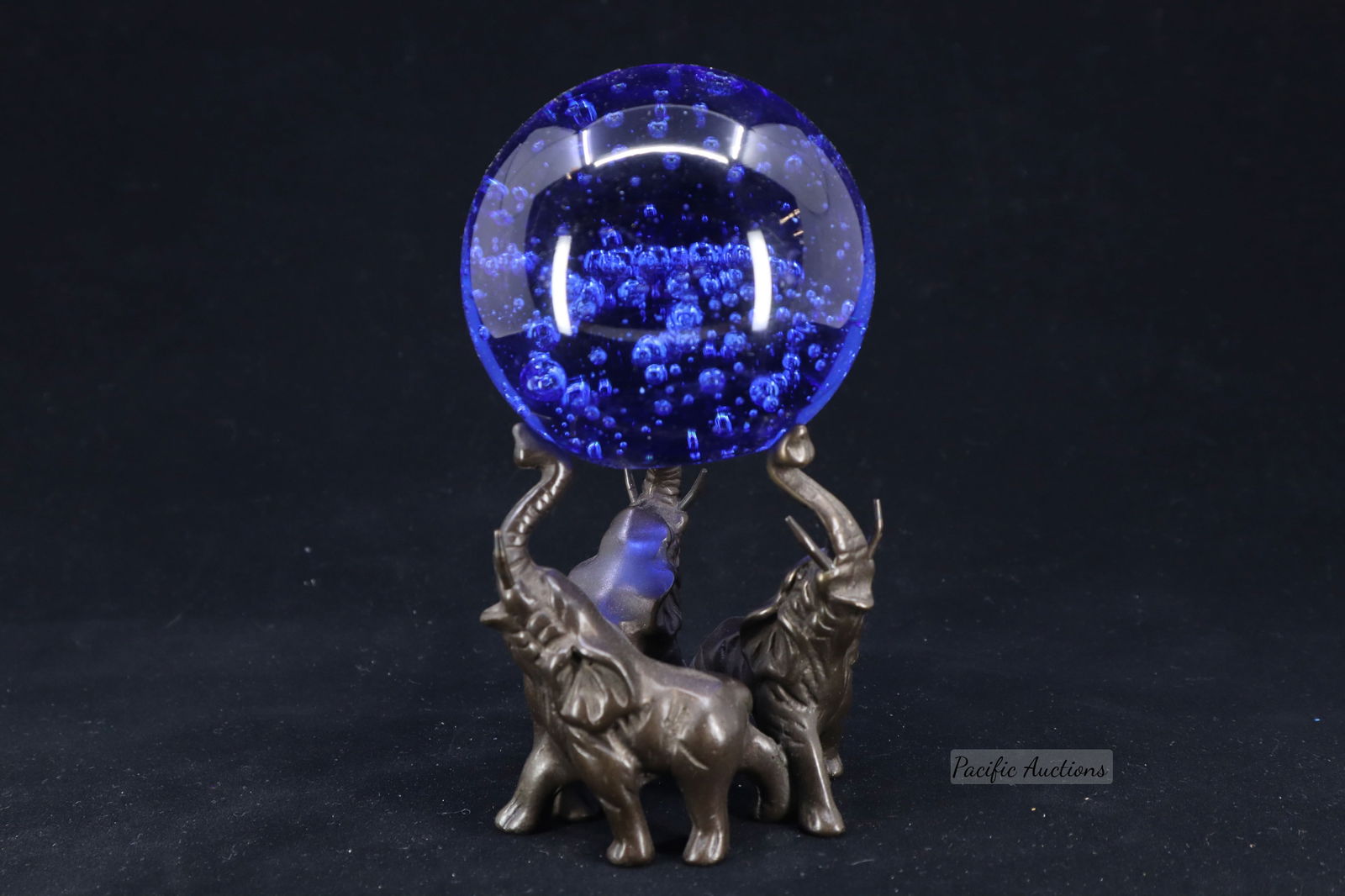 BLUE GLASS CONTROLLED BUBBLE