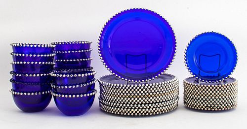 BLUE GLASS DINING SERVICE SET,