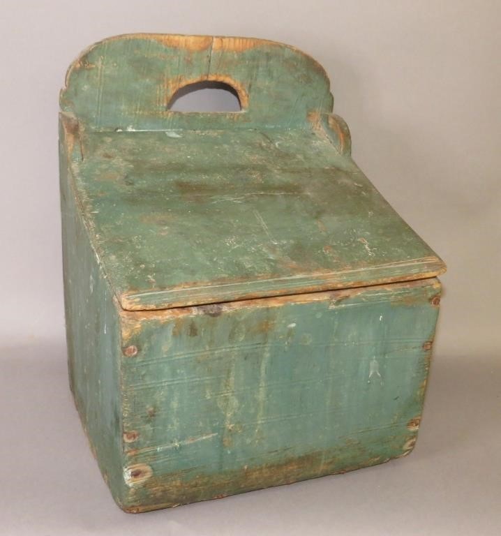 BLUE-GREEN PAINTED YELLOW PINE SALT