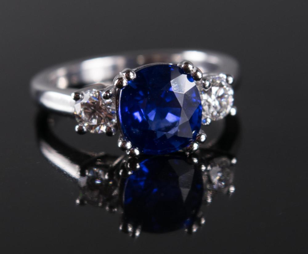 BLUE SAPPHIRE, DIAMOND AND PLATINUM
