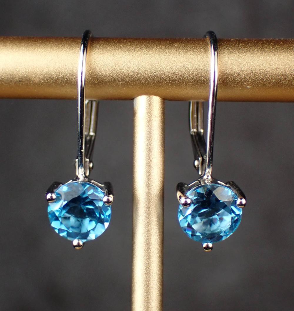 BLUE TOPAZ AND WHITE GOLD