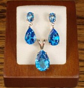 BLUE TOPAZ PENDANT AND DANGLE