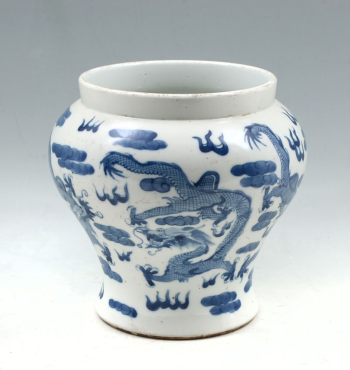 BLUE & WHITE CHINESE PORCELAIN