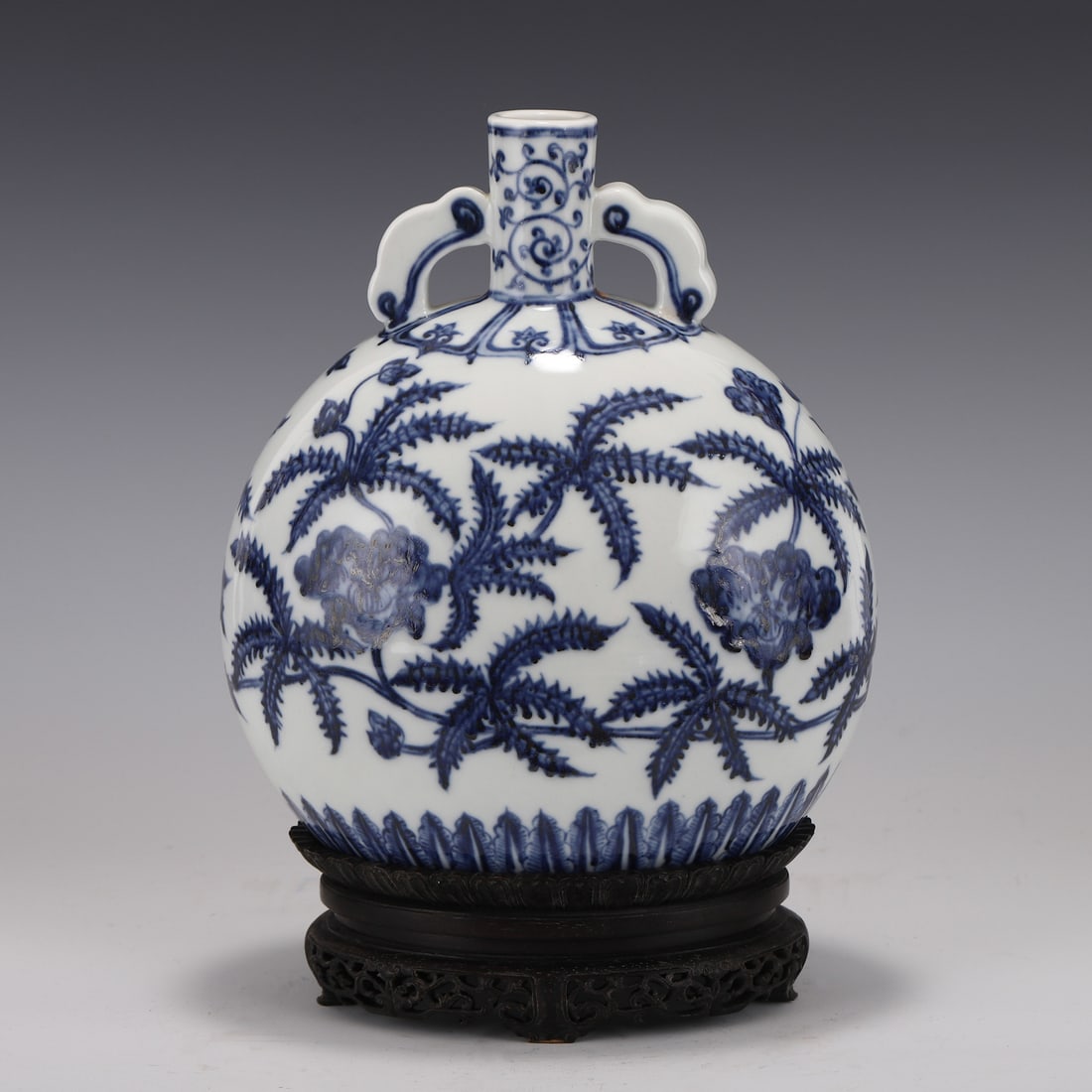 BLUE & WHITE POMEGRANATE MOTIF MOON