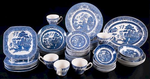 BLUE WILLOW DINNERWAREFifty seven