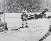Bobby Orr signed picture, 26"