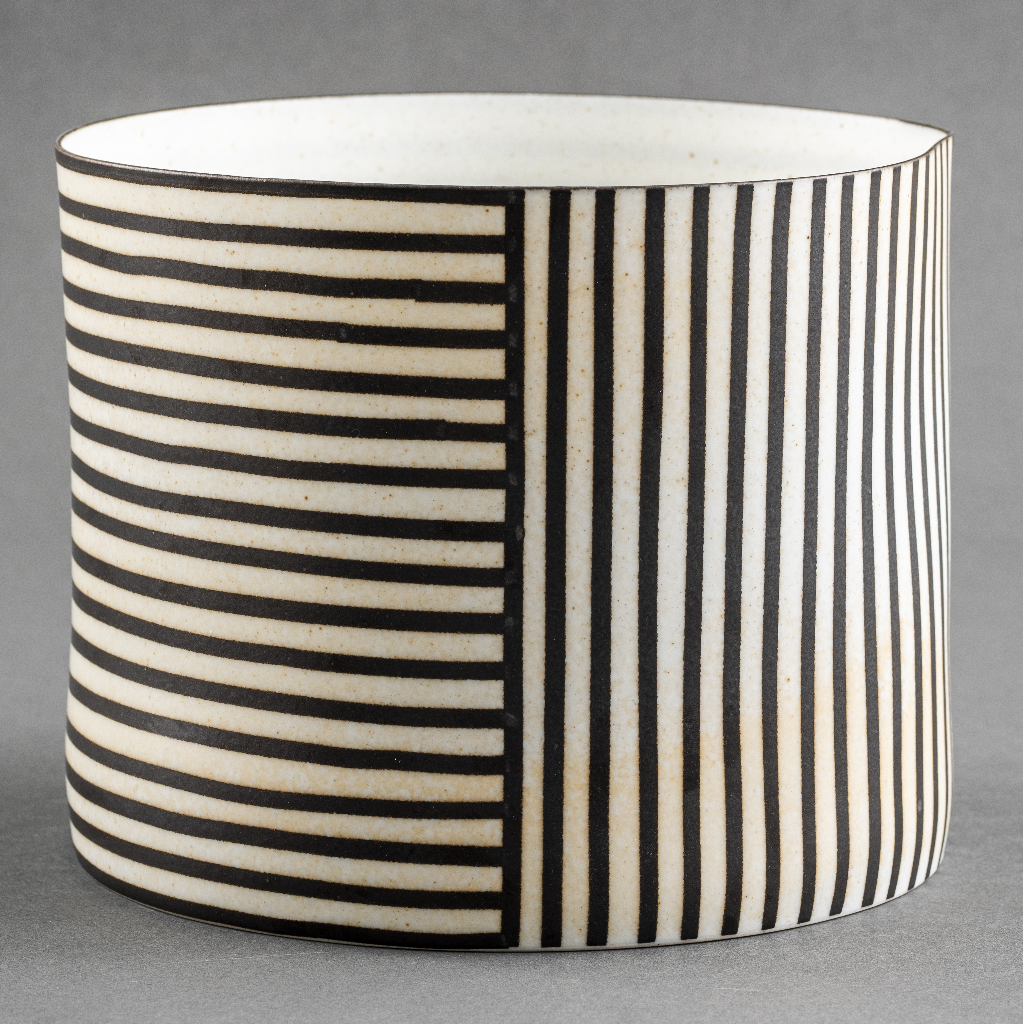 BODIL MANZ EGGSHELL PORCELAIN