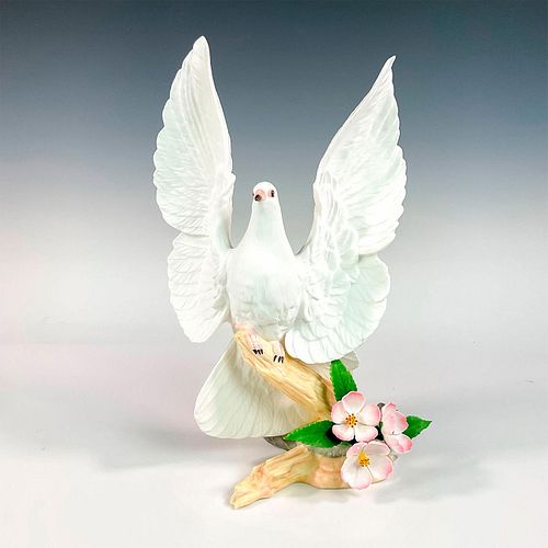 BOEHM PORCELAIN FIGURINE, WEDDING