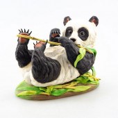 BOEHM PORCELAIN GIANT PANDA CU