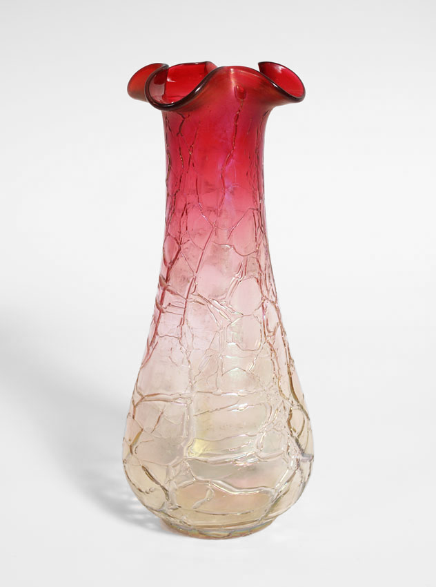 BOHEMIAN CRACKLE RUBINA ART GLASS
